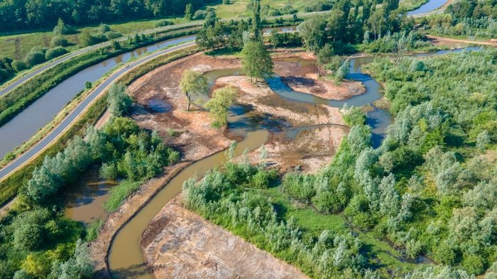 Nieuwe meanders op de Molenbeek-Bollaak